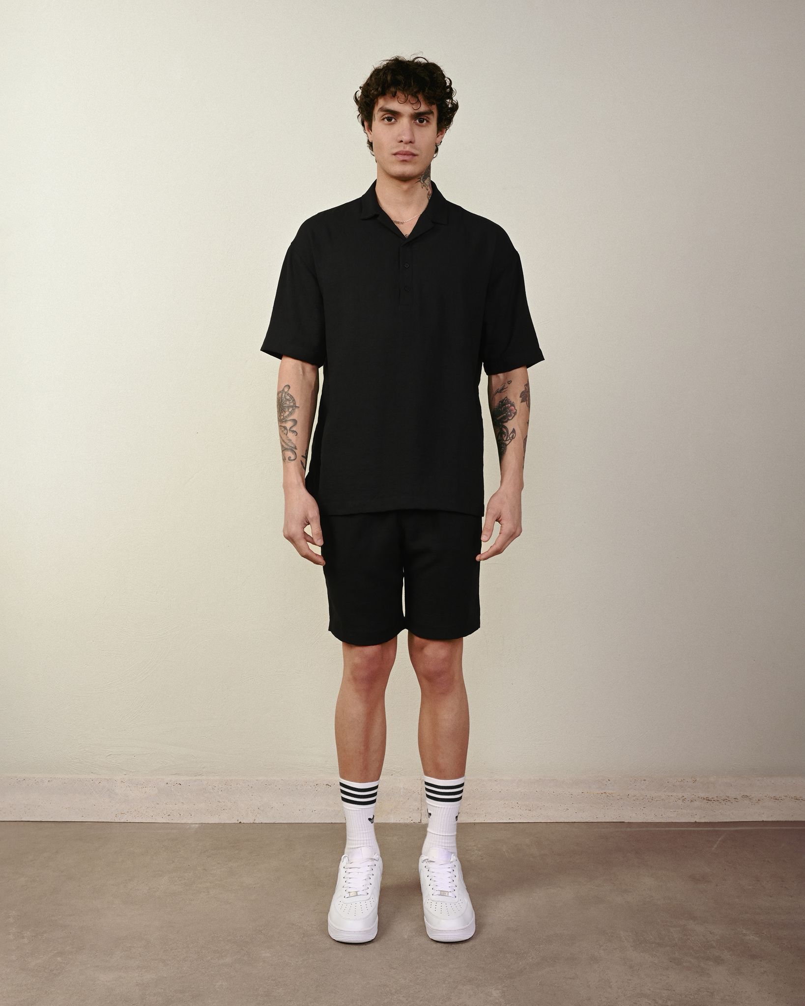 Yarım Düğme Gömlek – Siyah - Oversize Fit