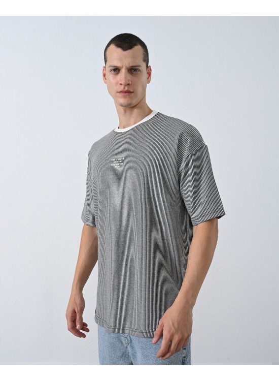 "TAKE ACTION" Tshirt – Oversize Fit