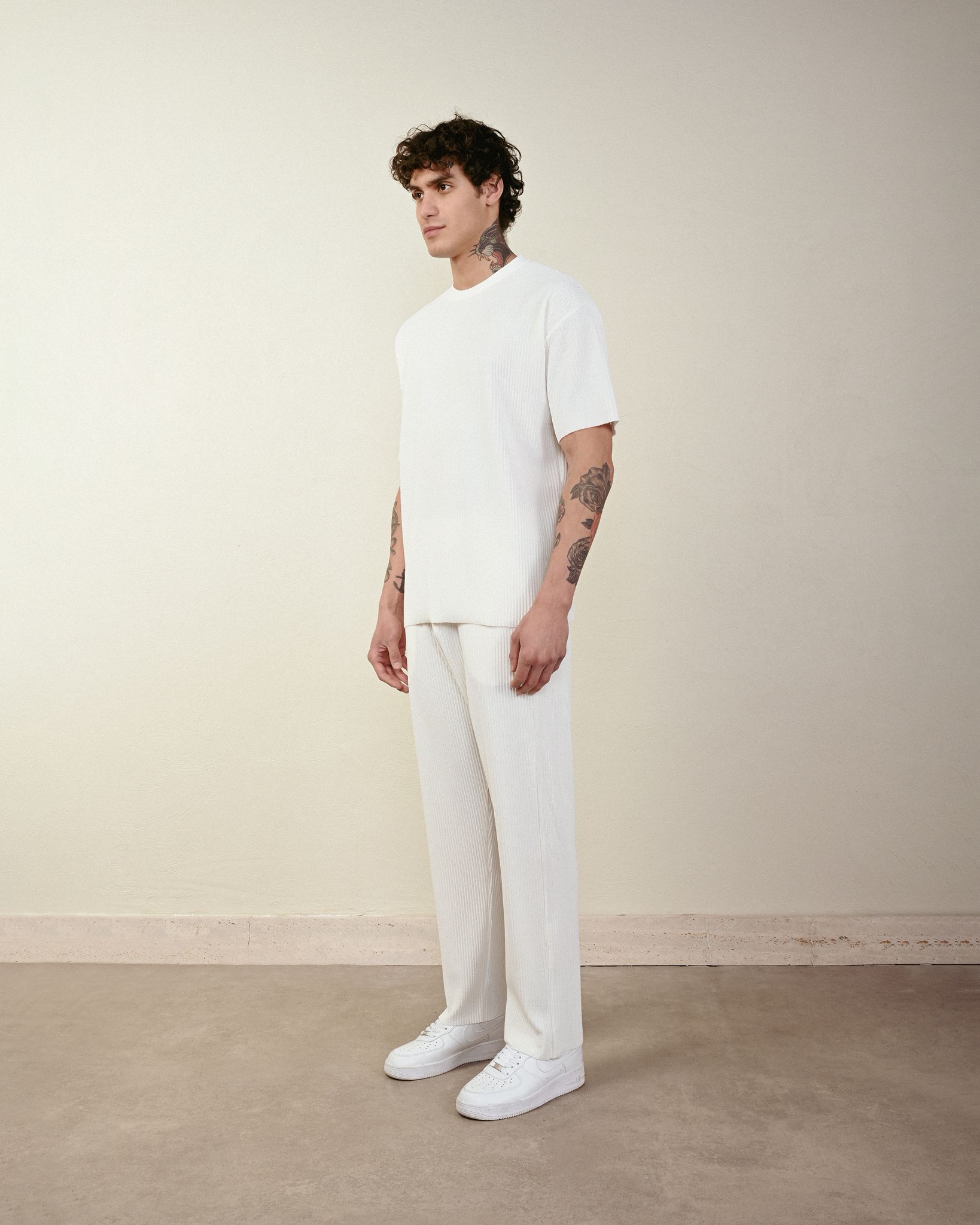 Raporlu Tshirt – Beyaz - Oversize Fit