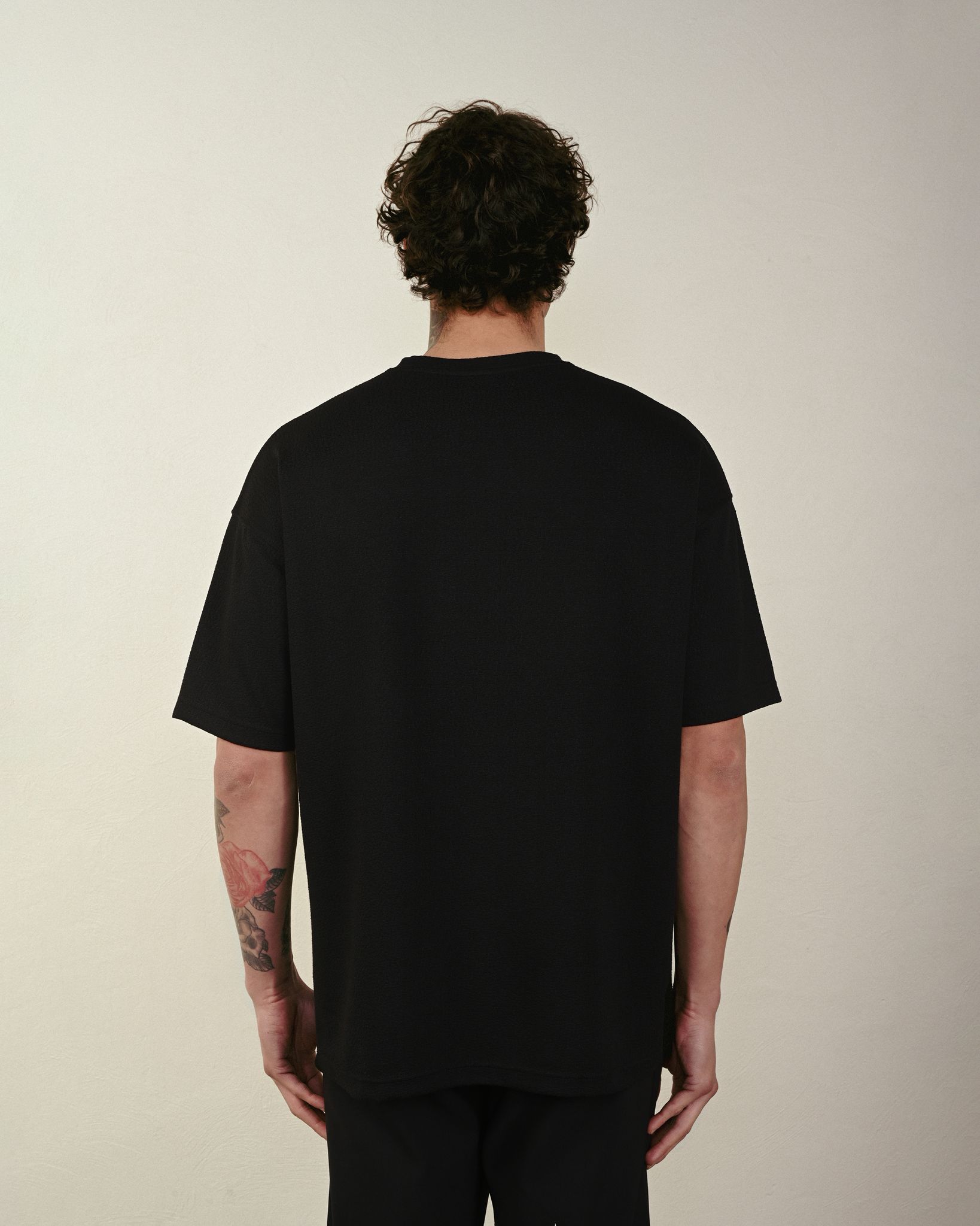 "BEYOND" Tshirt – Siyah - Oversize Fit