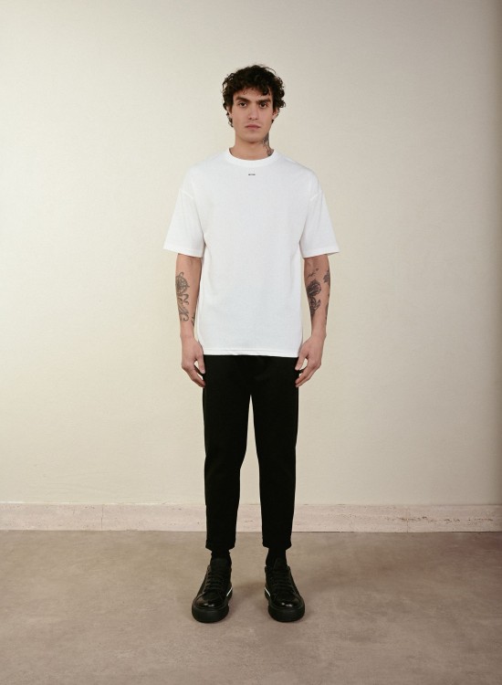"BEYOND" Tshirt – Beyaz -  Oversize Fit