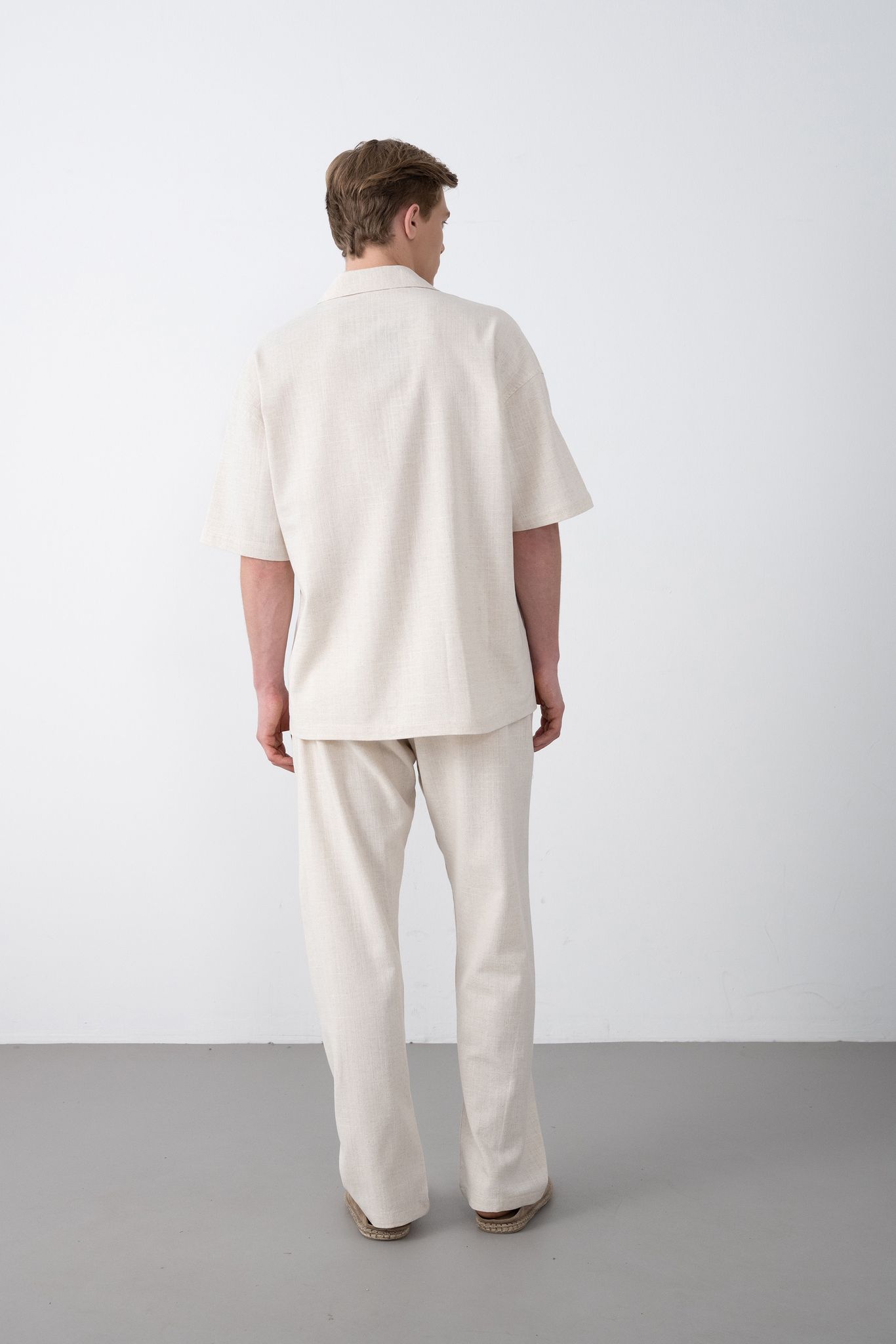 Dokuma Detaylı Gömlek – Bej - Oversize Fit