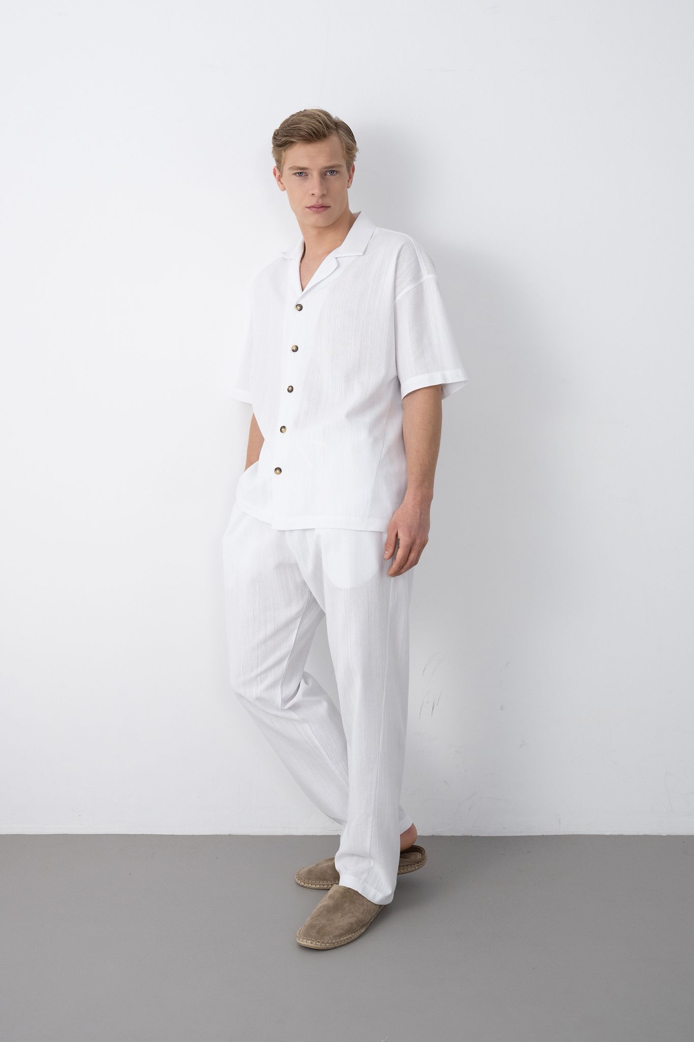 Dokuma Detaylı Gömlek – Beyaz -  Oversize Fit